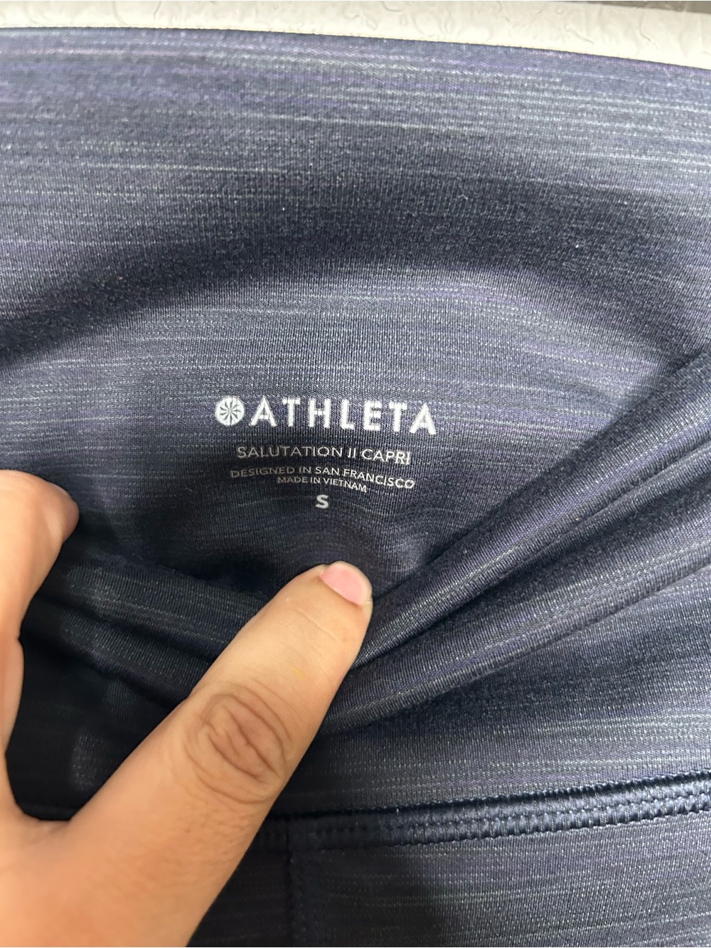 Athleta Salutation II Capri Navy Heather Leggings With Pockets Small - Picture 5 of 9